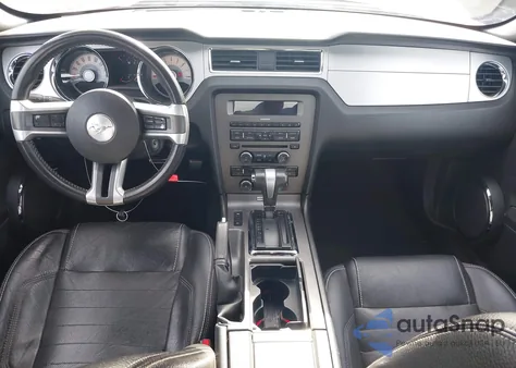 2011 Ford Mustang V6 Premium z USA, uszkodzony, nr VIN 1ZVBP8AM9B5155816